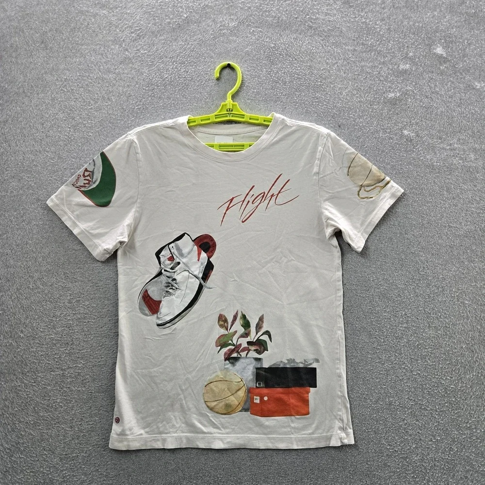 Jordan Men Shirt S‎ White Artist Series Jacob Rochester Air Flight World Tour